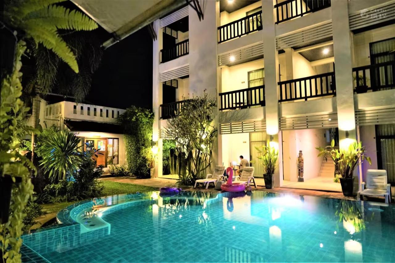 Monaburi Boutique Resort Rawai Экстерьер фото