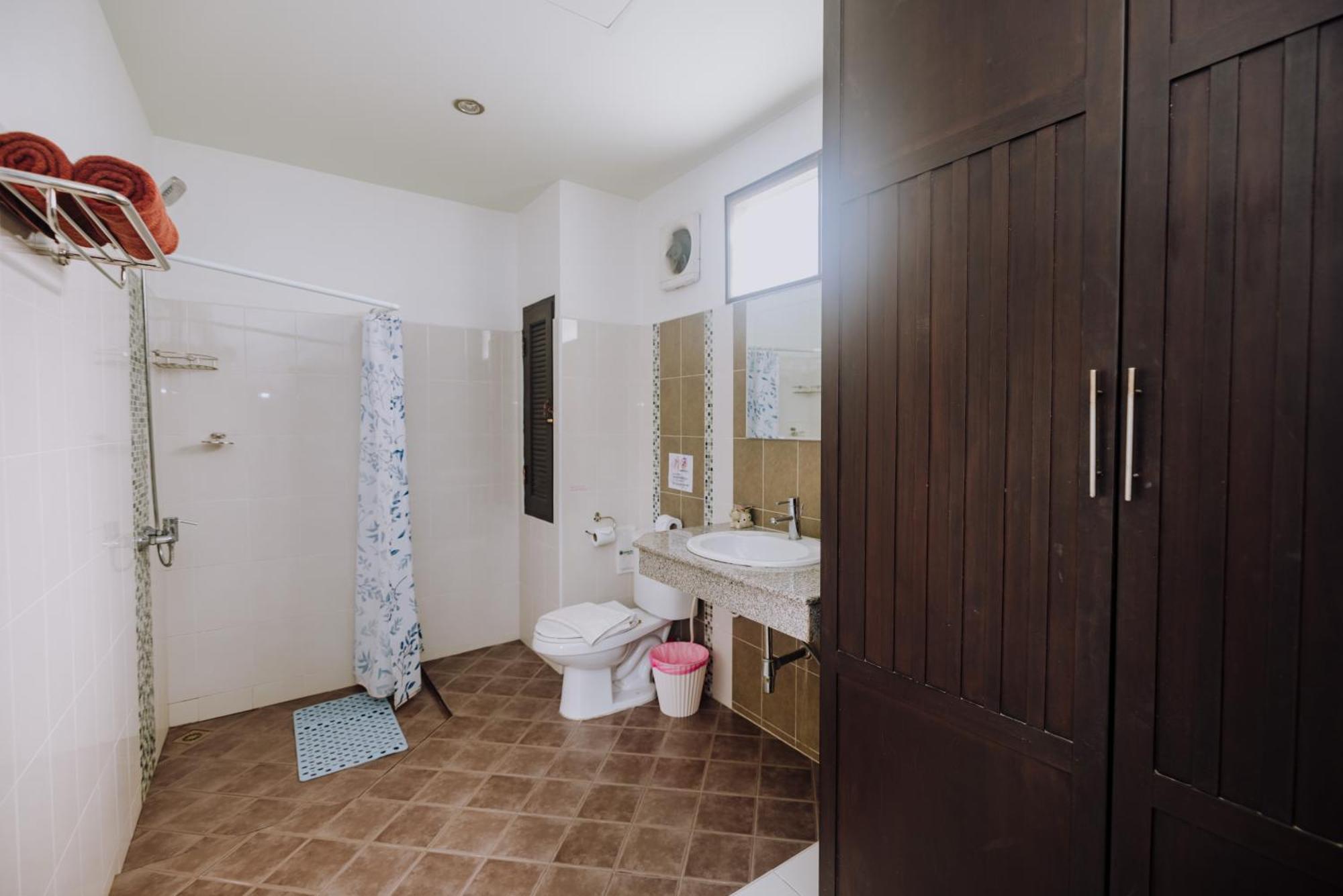 Monaburi Boutique Resort Rawai Экстерьер фото