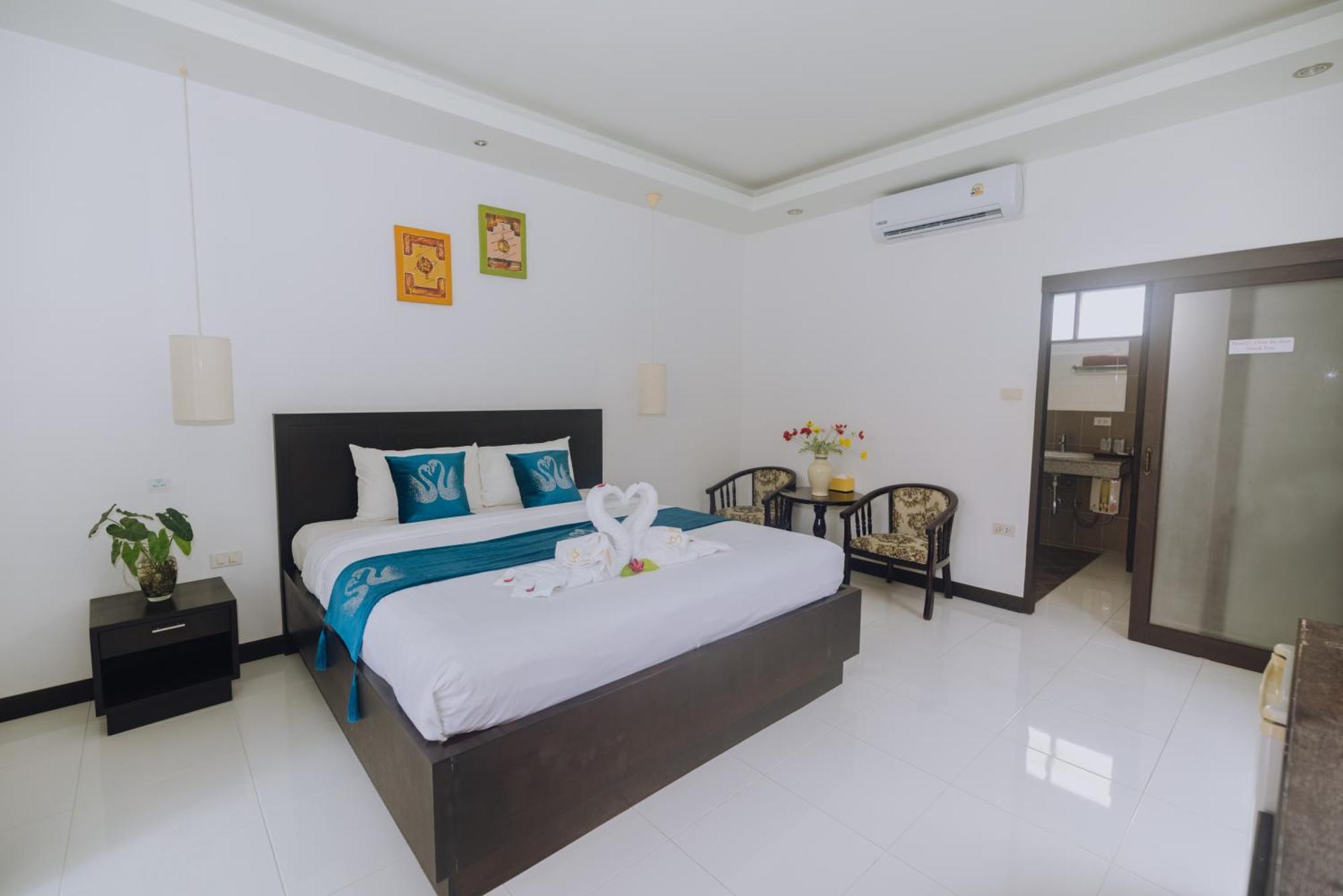 Monaburi Boutique Resort Rawai Экстерьер фото